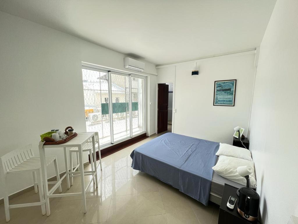 Pelikan Chambres D'Hotes Pointe-à-Pitre Exteriör bild